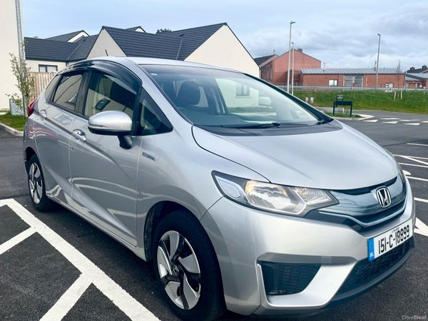 Honda Fit Hatchback, Petrol Hybrid, 2015, Silver