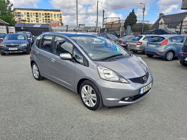 Honda Jazz Hatchback, Petrol, 2010, Grey