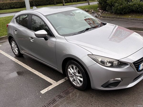 Mazda Mazda3 Hatchback, Diesel, 2014, Grey