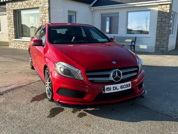 Mercedes-Benz A-Class Hatchback, Petrol, 2015, Red