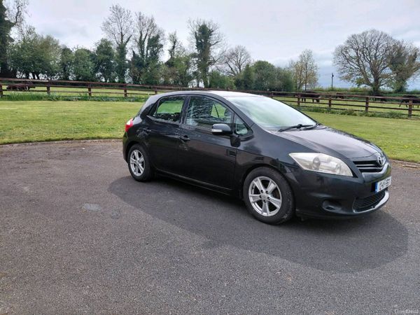 Toyota Auris Hatchback, Diesel, 2012, Black