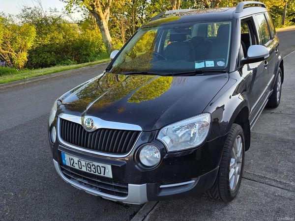 Skoda Yeti SUV, Diesel, 2012, Black