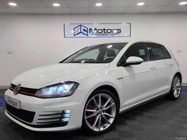 Volkswagen Golf Hatchback, Petrol, 2015, White