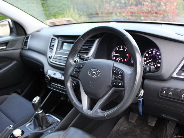 Hyundai Tucson SUV, Diesel, 2016, Black