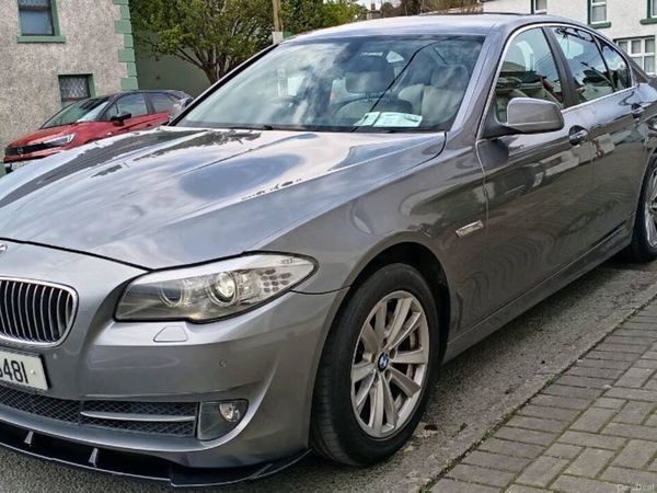 BMW 5-Series Saloon, Diesel, 2010, Grey