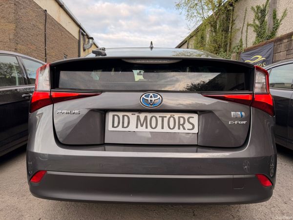Toyota Prius Hatchback, Petrol Hybrid, 2022, Grey