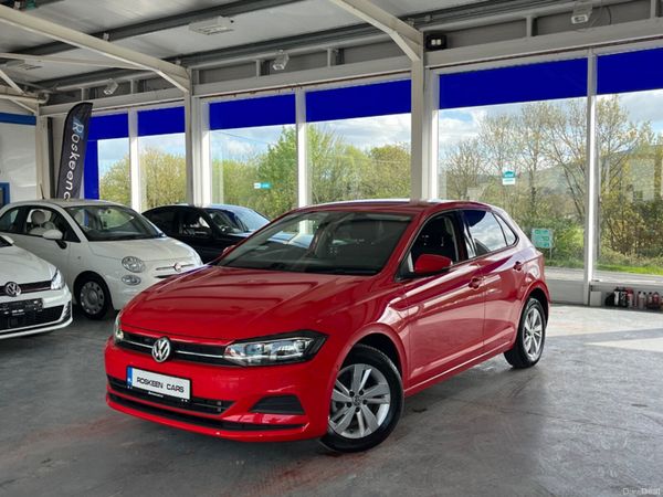 Volkswagen Polo Hatchback, Petrol, 2021, Red