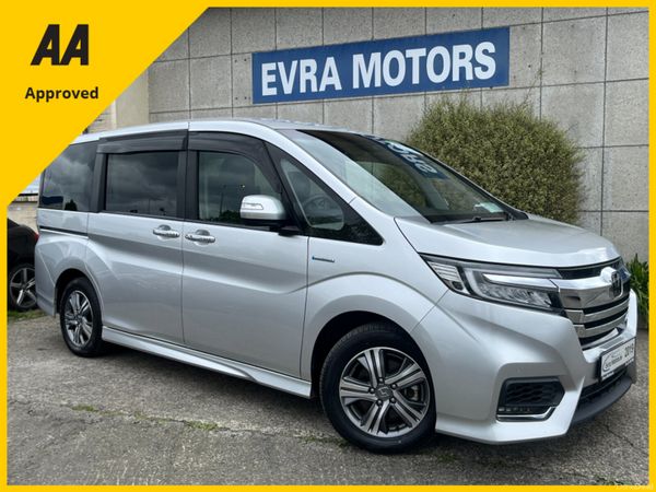 Honda Stepwagon MPV, Petrol Hybrid, 2019, Silver