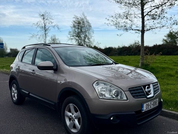 Nissan Qashqai Hatchback, Diesel, 2009, Brown