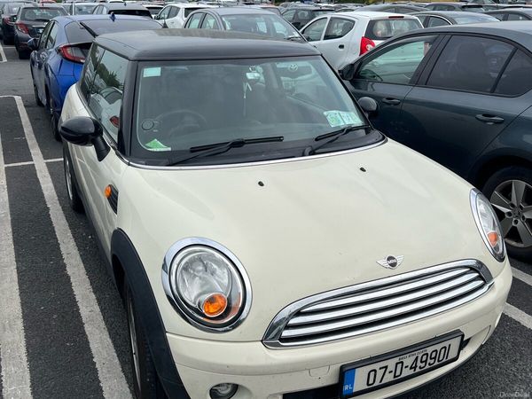 Mini Cooper Hatchback, Petrol, 2007, White
