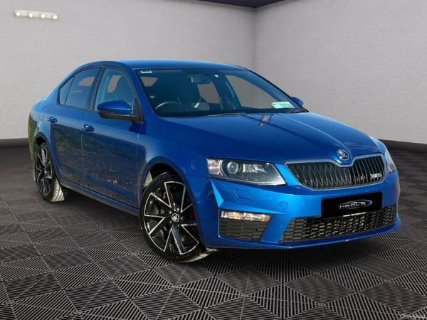 Skoda Octavia Saloon, Diesel, 2015, Blue