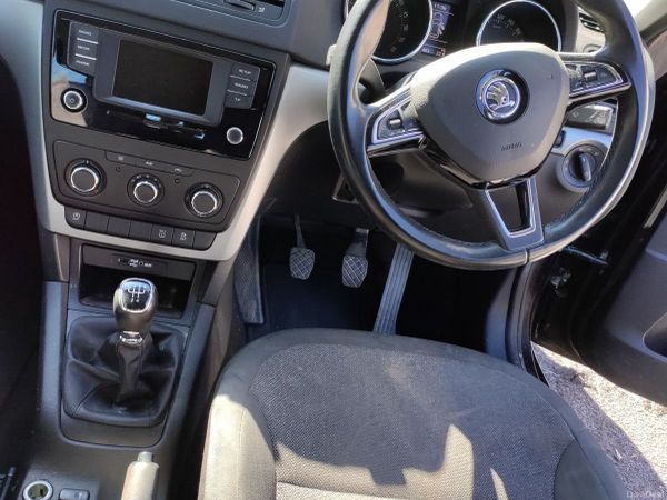 Skoda Yeti SUV, Diesel, 2017, Black