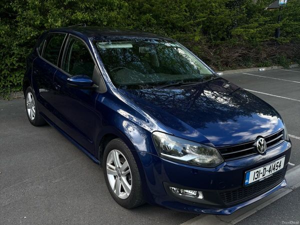 Volkswagen Polo Hatchback, Petrol, 2013, Blue