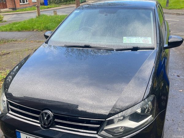 Volkswagen Polo Hatchback, Petrol, 2012, Black