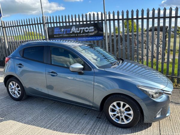 Mazda Demio Hatchback, Petrol, 2014, Blue