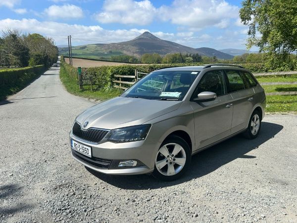 Skoda Fabia Estate, Petrol, 2018, Grey