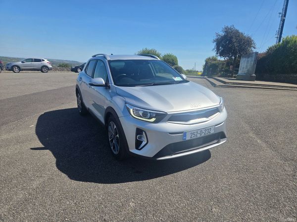 Kia Stonic Estate/Jeep, Petrol Hybrid, 2025, Grey