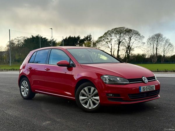 Volkswagen Golf Hatchback, Petrol, 2015, Red