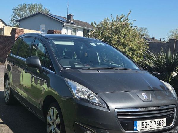 Peugeot 5008 MPV, Diesel, 2015, Grey