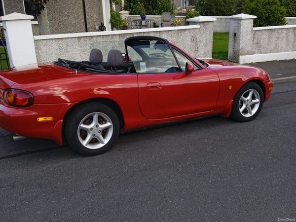 Mazda MX-5 Convertible, Petrol, 1998, Red