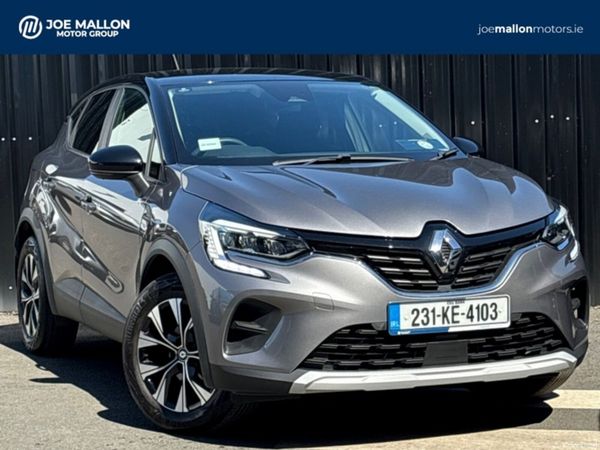 Renault Captur Hatchback, Petrol, 2023, Grey
