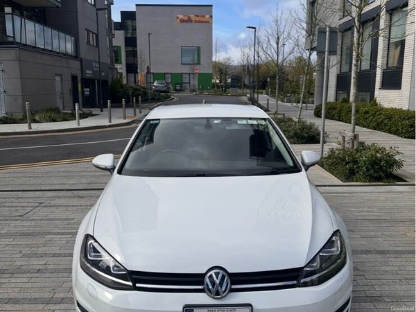 Volkswagen Golf Hatchback, Petrol, 2016, White