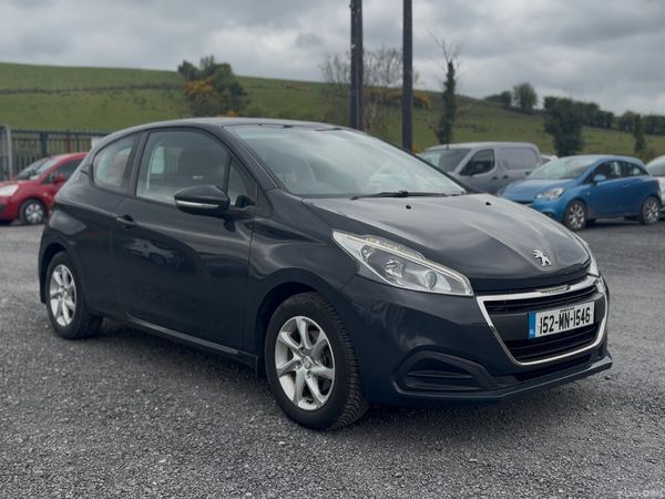 Peugeot 208 Hatchback, Petrol, 2015, Grey