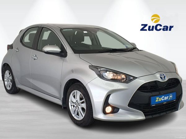 Toyota Yaris Hatchback, Petrol Hybrid, 2022, Grey