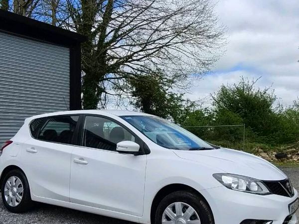 Nissan Pulsar Hatchback, Petrol, 2015, White