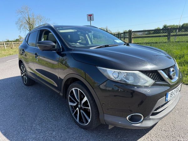 Nissan Qashqai Hatchback, Diesel, 2015, Black