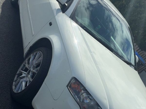 Audi A4 Saloon, Diesel, 2006, White