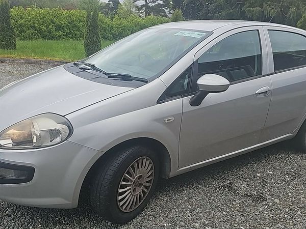 Ford Focus Hatchback, Diesel, 2012, White