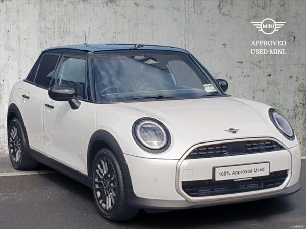 Mini Cooper Hatchback, Petrol, 2026, White