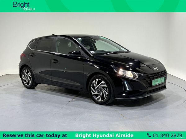 Hyundai i20 Hatchback, Petrol, 2024, Black