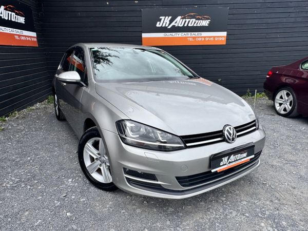 Volkswagen Golf Hatchback, Petrol, 2015, Gold