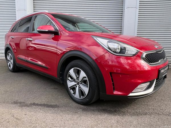 Kia Niro Estate, Petrol Hybrid, 2018, Red