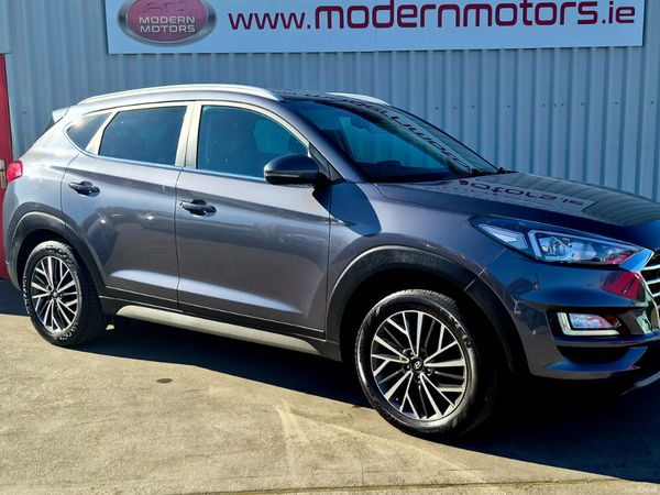 Hyundai Tucson SUV, Petrol, 2018, Grey