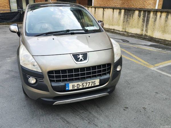 Peugeot 3008 MPV, Diesel, 2011, Grey