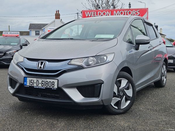 Honda Fit Hatchback, Petrol Hybrid, 2015, Silver