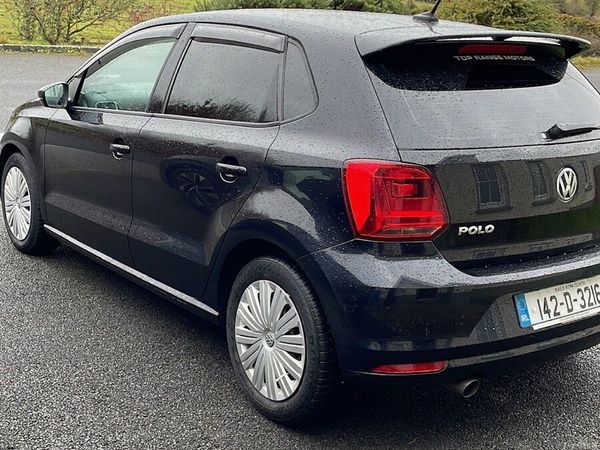 Volkswagen Polo Hatchback, Petrol, 2014, Black