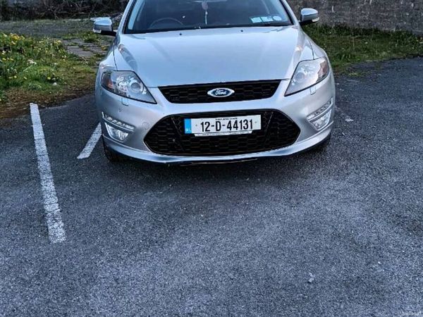 Ford Mondeo Hatchback, Diesel, 2012, Silver