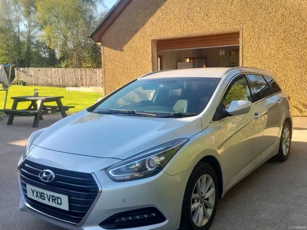 Hyundai i40 Estate, Diesel, 2016, Silver