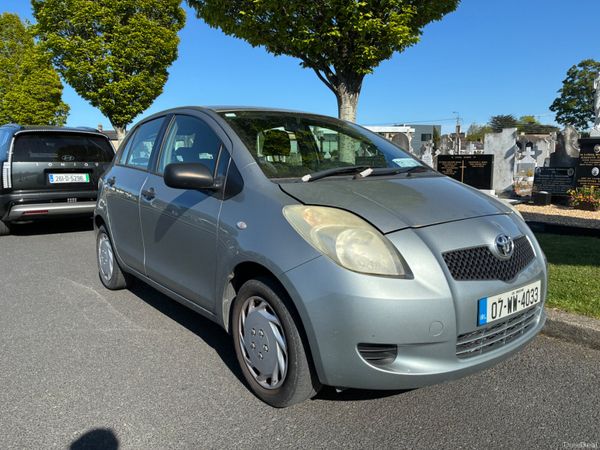 Toyota Yaris Hatchback, Petrol, 2007, Grey