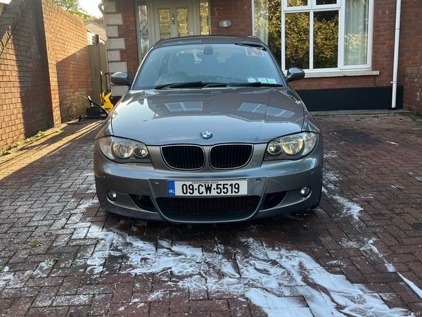 BMW 1-Series Hatchback, Petrol, 2009, Grey