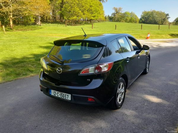 Mazda Mazda3 Hatchback, Diesel, 2012, Black