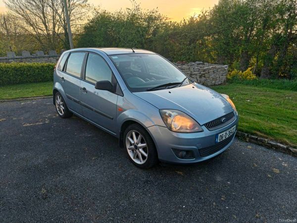 Ford Fiesta Hatchback, Petrol, 2006, Blue