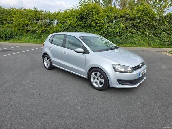 Volkswagen Polo Hatchback, Petrol, 2012, Silver
