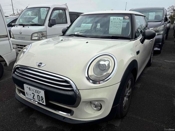 Mini Cooper Hatchback, Petrol, 2017, White