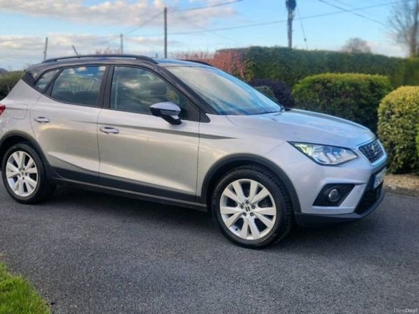 SEAT Arona SUV, Diesel, 2019, Silver