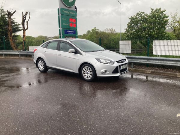 Ford Focus Saloon, Diesel, 2014, Silver